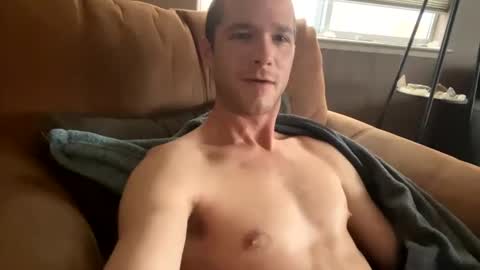 tommygunzsolo online show from December 1, 2024, 4:51 pm