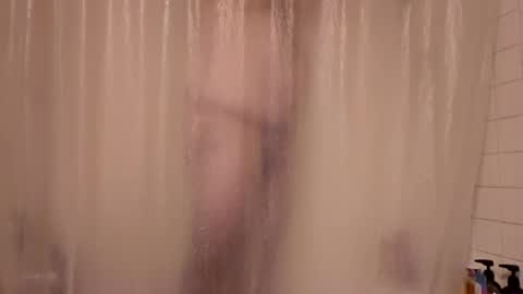 Snapshot of tommypressure chatting on February 4, 2026, 2:23 pm tommypressure online show from February 4, 2026, 2:23 pm