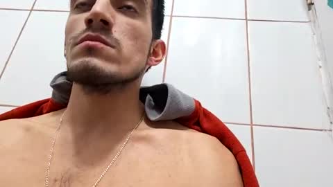 Snapshot of tommypv20 chatting on September 18, 2025, 8:05 am Tommy online show from September 18, 2025, 8:05 am