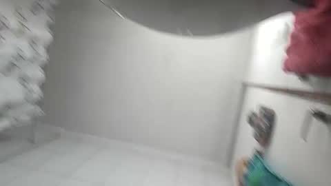 Snapshot of tommypv20 chatting on October 17, 2025, 9:01 am Tommy online show from October 17, 2025, 9:01 am