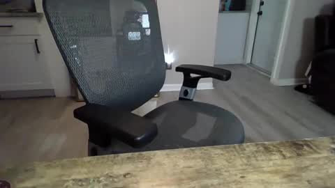 Snapshot of tommyreno6969 chatting on February 26, 2025, 8:48 am tommyreno6969 online show from February 26, 2025, 8:48 am