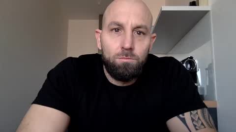 Snapshot of tommyx01 chatting on December 25, 2024, 8:29 am Thomas Fit online show from December 25, 2024, 8:29 am