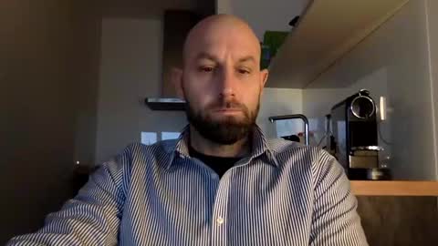 Snapshot of tommyx01 chatting on January 1, 2025, 7:41 am Thomas Fit online show from January 1, 2025, 7:41 am