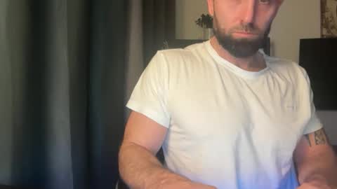 Thomas Fit online show from November 26, 2025, 3:40 am