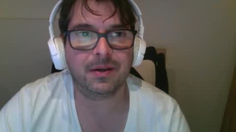 SandroLickYouCrazy online show from February 20, 2026, 10:32 pm