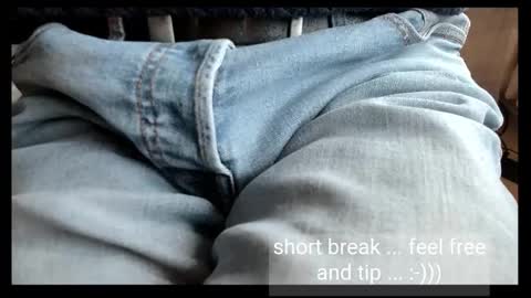 Snapshot of tomtotal chatting on November 24, 2025, 7:52 am Tom online show from November 24, 2025, 7:52 am