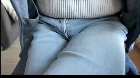 Snapshot of tomtotal chatting on March 27, 2026, 2:06 pm Tom online show from March 27, 2026, 2:06 pm