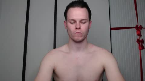 Snapshot of tomy_fleck chatting on January 27, 2025, 5:04 pm tomy_fleck online show from January 27, 2025, 5:04 pm