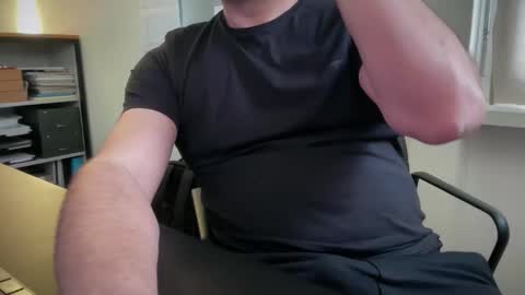 Snapshot of tonisun chatting on May 3, 2026, 1:28 pm tonisun online show from May 3, 2026, 1:28 pm