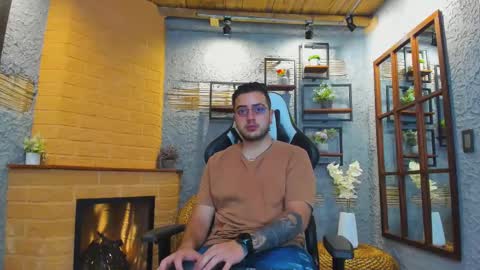 Snapshot of tonny_ferrer chatting on October 24, 2025, 5:04 am Tonny online show from October 24, 2025, 5:04 am