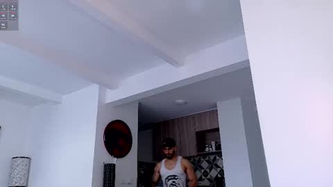 tony muscle1 online show from November 30, 2025, 9:30 pm