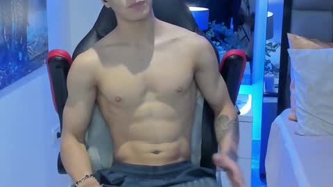 tony_petrov online show from September 11, 2025, 3:50 am