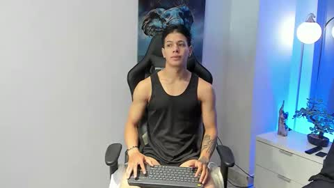 tony_petrov online show from October 28, 2025, 6:39 am