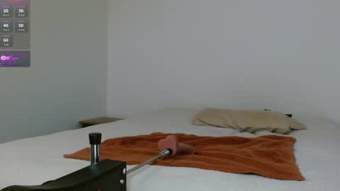 Snapshot of tonycrd chatting on November 22, 2025, 1:43 pm tonycrd online show from November 22, 2025, 1:43 pm