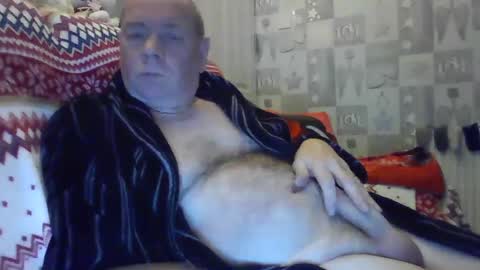Snapshot of tonygibbson62 chatting on December 25, 2024, 4:12 am tonygibbson62 online show from December 25, 2024, 4:12 am