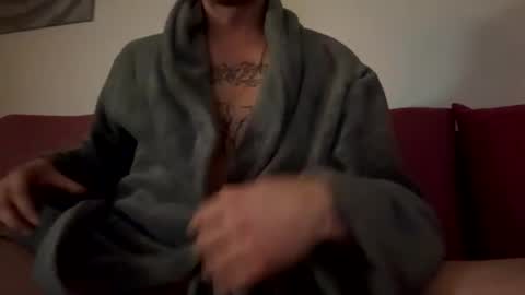 Snapshot of tonystrawberry chatting on November 27, 2025, 5:48 pm tonystrawberry online show from November 27, 2025, 5:48 pm