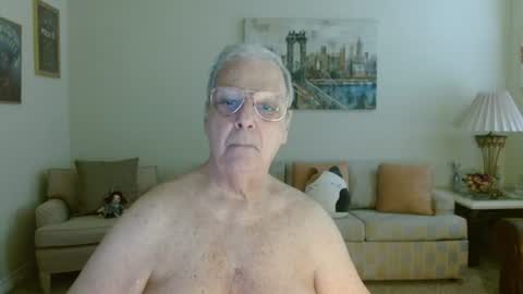 Snapshot of tonysview12000 chatting on August 5, 2026, 11:50 pm tonysview12000 online show from August 5, 2026, 11:50 pm