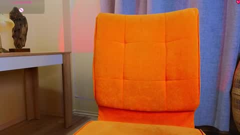 Snapshot of too_cute_blonde_girl chatting on March 1, 2025, 7:15 pm Hey hey Im Megan Pvt open. Im very glad to see you here online show from March 1, 2025, 7:15 pm