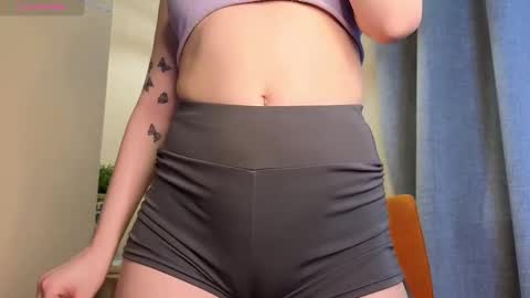 Snapshot of too_cute_blonde_girl chatting on March 5, 2025, 6:12 am Hey hey Im Megan Pvt open. Im very glad to see you here online show from March 5, 2025, 6:12 am