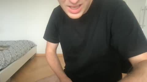 Max online show from September 16, 2025, 6:14 am