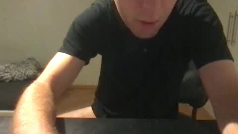 Max online show from October 3, 2025, 5:04 am