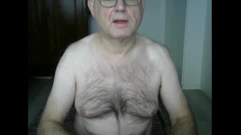 Snapshot of tooohard chatting on December 16, 2024, 9:14 am Alex online show from December 16, 2024, 9:14 am