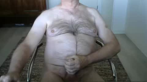 Snapshot of tooohard chatting on May 12, 2026, 3:42 pm Alex online show from May 12, 2026, 3:42 pm