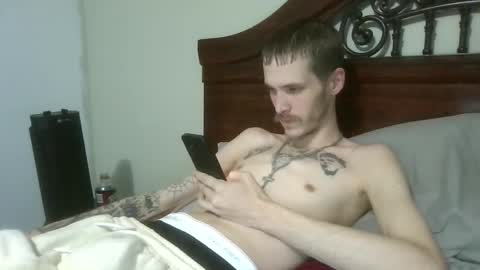 Snapshot of tootall803 chatting on February 18, 2026, 1:12 am TooTall803 online show from February 18, 2026, 1:12 am