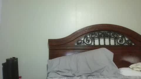 Snapshot of tootall803 chatting on February 18, 2026, 6:15 pm TooTall803 online show from February 18, 2026, 6:15 pm