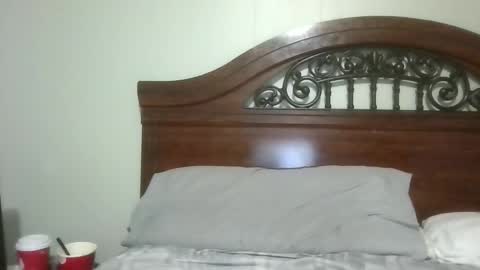 Snapshot of tootall803 chatting on March 1, 2026, 4:03 am TooTall803 online show from March 1, 2026, 4:03 am