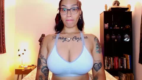 toothyy online show from January 12, 2025, 1:21 am