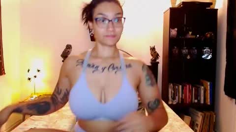 toothyy online show from January 26, 2025, 11:08 pm