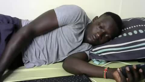 Snapshot of top_rider chatting on January 7, 2025, 3:24 am Victor online show from January 7, 2025, 3:24 am