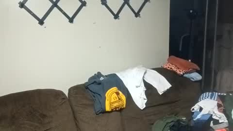 SagMeOreduceMe online show from December 14, 2025, 1:49 pm