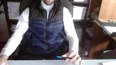 Topg84 online show from October 12, 2025, 3:22 pm