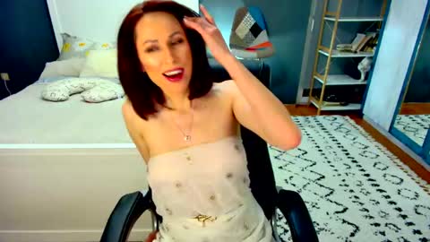 Snapshot of toplegs chatting on May 22, 2026, 9:09 pm Anda online show from May 22, 2026, 9:09 pm