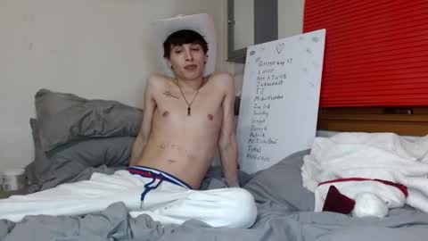 Snapshot of topzaddy chatting on December 10, 2024, 12:39 am TopZaddy online show from December 10, 2024, 12:39 am