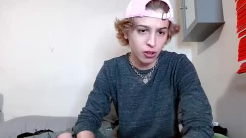 Snapshot of topzaddy chatting on November 11, 2025, 8:03 am TopZaddy online show from November 11, 2025, 8:03 am