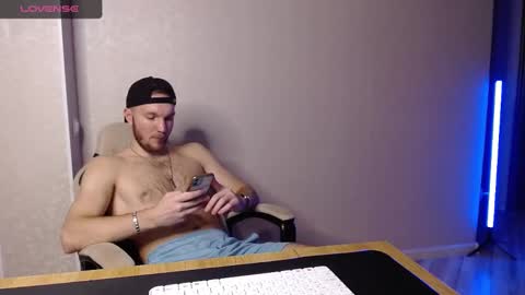 Glebaty online show from February 19, 2025, 5:38 pm