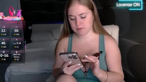 Snapshot of tori_blond chatting on January 18, 2026, 6:17 am tori_blond online show from January 18, 2026, 6:17 am