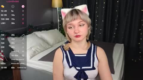 Snapshot of tori_cutie chatting on December 4, 2025, 12:09 am Tori online show from December 4, 2025, 12:09 am