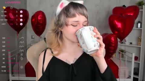 Snapshot of tori_cutie chatting on February 12, 2026, 12:05 am Tori online show from February 12, 2026, 12:05 am