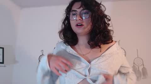 tori_just online show from October 20, 2025, 5:35 pm