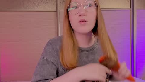 Tori online show from January 25, 2025, 5:07 am