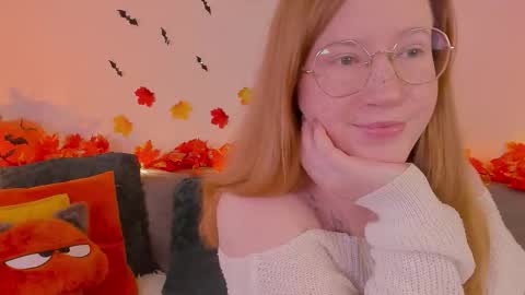 Tori online show from November 10, 2025, 6:34 am