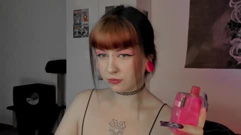 Snapshot of toriayun0 chatting on December 4, 2024, 11:13 pm your personal gothic girl check it online show from December 4, 2024, 11:13 pm