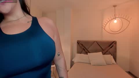 Snapshot of toricross1 chatting on October 14, 2025, 12:50 pm Tori Cross online show from October 14, 2025, 12:50 pm