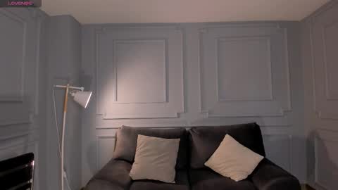 Snapshot of toricross1 chatting on December 1, 2025, 12:37 am Tori Cross online show from December 1, 2025, 12:37 am