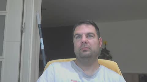 Snapshot of tork83 chatting on December 7, 2024, 3:58 am Tork 83 online show from December 7, 2024, 3:58 am