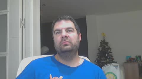 Snapshot of tork83 chatting on December 27, 2024, 6:03 am Tork 83 online show from December 27, 2024, 6:03 am